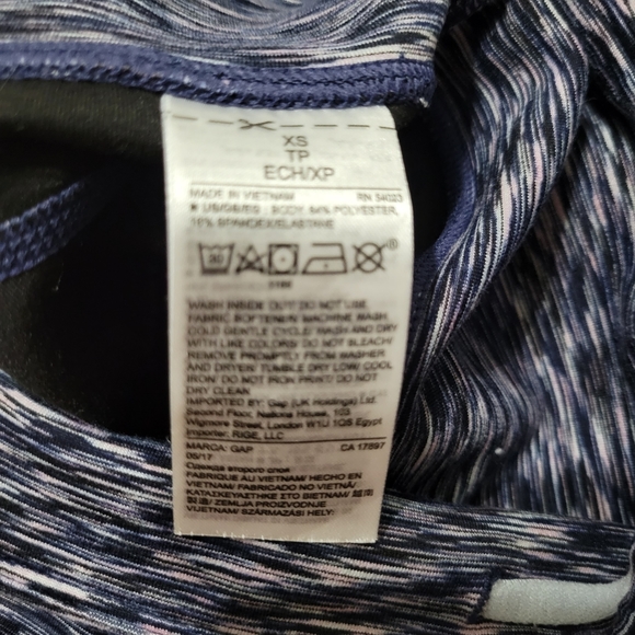 Gap Fit Blackout Technology Leggings - Picture 6 of 7